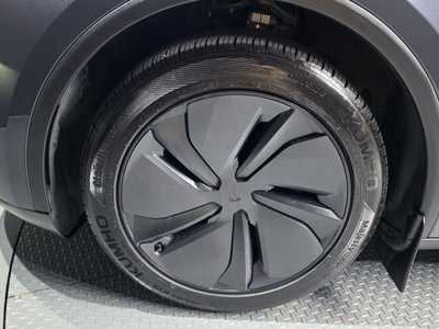 TESLA MODEL Y - 6