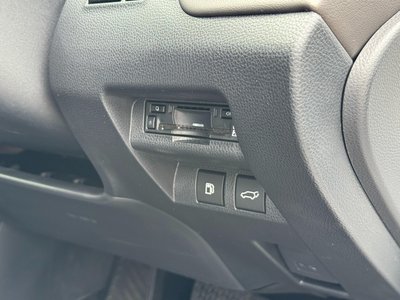 صورة مصغرة 67 لـ 2025 Toyota CROWN SPORT