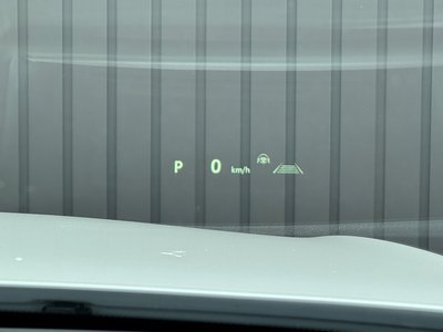 صورة مصغرة 63 لـ 2025 Toyota CROWN SPORT