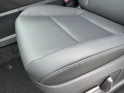 صورة مصغرة 37 لـ 2025 Toyota CROWN SPORT