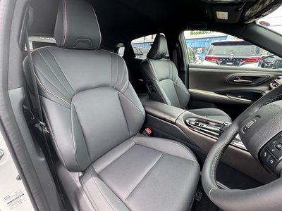 صورة مصغرة 31 لـ 2025 Toyota CROWN SPORT