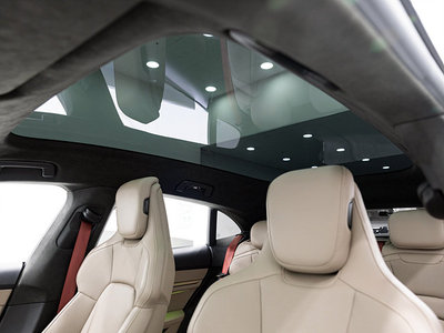 صورة مصغرة 14 لـ 2023 Porsche TAYCAN