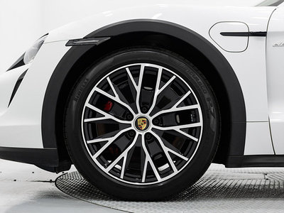 2023 Porsche TAYCAN 照片 6