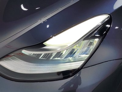 2022 Tesla MODEL Y — фото 9