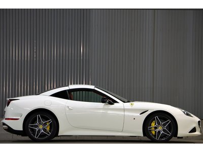 FERRARI CALIFORNIA - 6