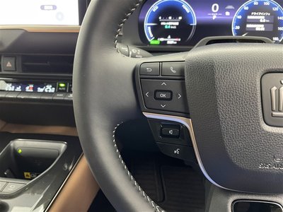 TOYOTA CROWN SPORT - 8