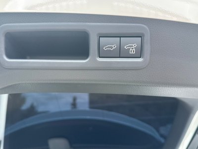 صورة مصغرة 38 لـ 2025 Lexus RX