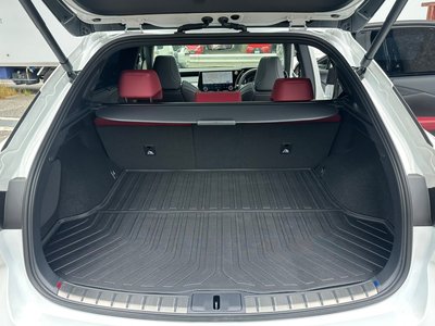 صورة مصغرة 33 لـ 2025 Lexus RX