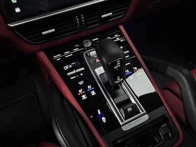 PORSCHE CAYENNE - 10