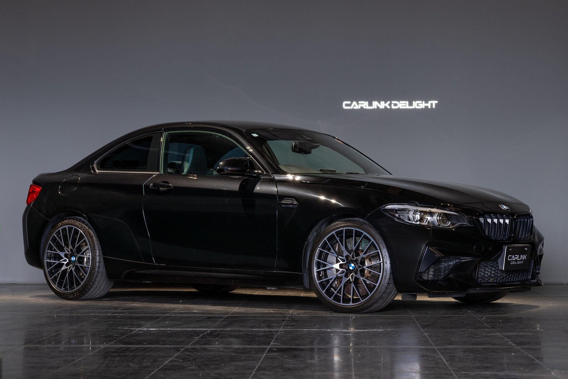 BMW M2 COMPETITION - View 1