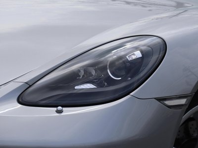 PORSCHE 718 - 8