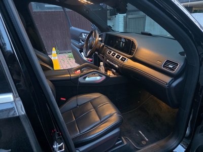 MERCEDES-BENZ GLS - 10