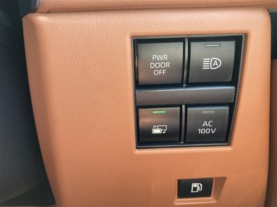 2023 Toyota VELLFIRE — миниатюра 16