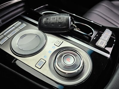 GENESIS G80 (RG3) - 9