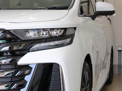 TOYOTA VELLFIRE - 5