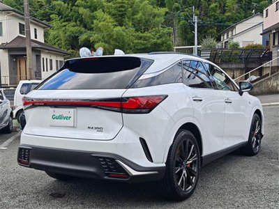 صورة 3 لـ 2023 Lexus RX