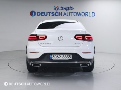 MERCEDES-BENZ GLC - 3