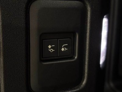 2023 LAND Rover DEFENDER 照片 9
