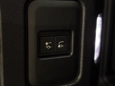 2023 LAND Rover DEFENDER 缩略图 48