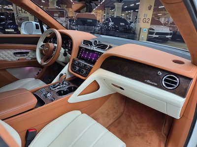 صورة 8 لـ 2023 Bentley BENTAYGA
