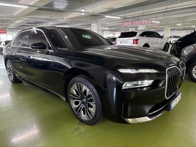 BMW 7 SERIES - 1