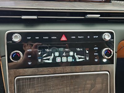 GENESIS GV80 - 10