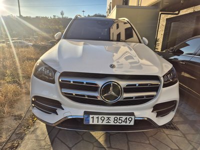 MERCEDES-BENZ GLS - 1
