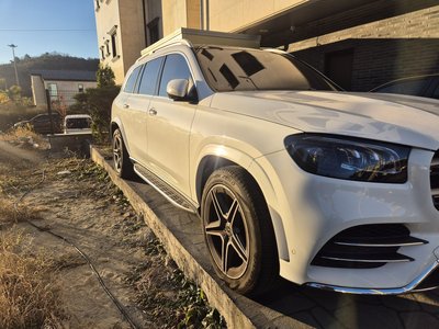 MERCEDES-BENZ GLS - 4