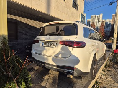 MERCEDES-BENZ GLS - 3