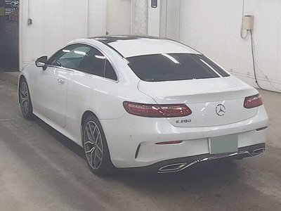 MERCEDES-BENZ E-CLASS - 2