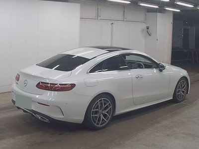 MERCEDES-BENZ E-CLASS - 5