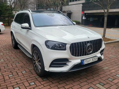MERCEDES-BENZ GLS - 1
