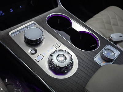 صورة مصغرة 12 لـ 2024 Genesis GV80