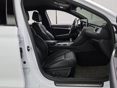 2018 Genesis G70 thumbnail 16