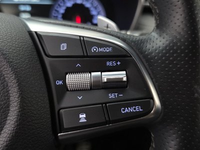 2018 Genesis G70 thumbnail 25