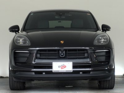PORSCHE MACAN - 5