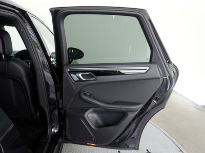 صورة مصغرة 32 لـ 2022 Porsche MACAN