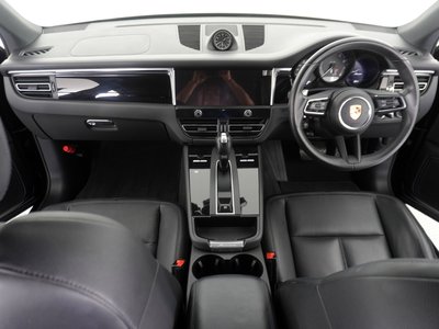 صورة مصغرة 16 لـ 2022 Porsche MACAN
