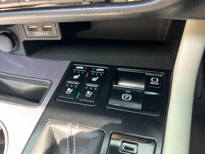 2020 Lexus RX — миниатюра 53