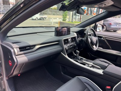 2020 Lexus RX — миниатюра 22