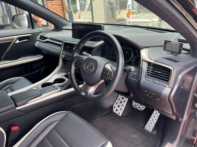 2020 Lexus RX — миниатюра 21