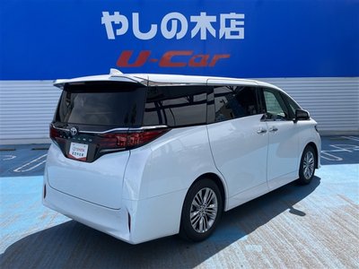 2023 Toyota ALPHARD — фото 3
