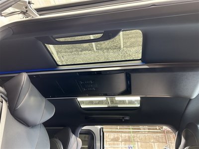 2023 Toyota ALPHARD — фото 8