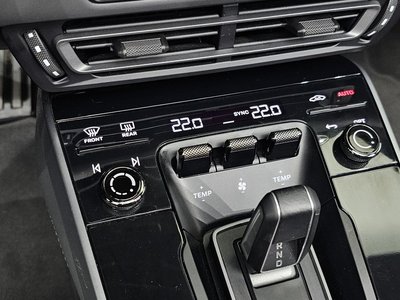 2021 Porsche 911 — миниатюра 33