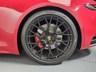 صورة 8 لـ 2021 Porsche 911