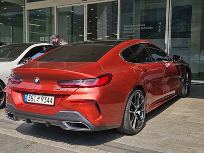 BMW 8 SERIES - 6