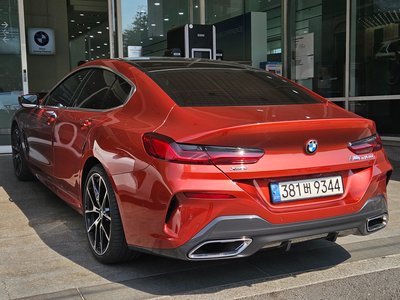 BMW 8 SERIES - 3