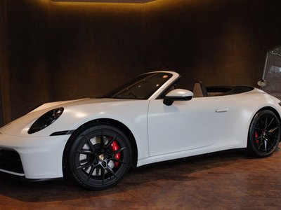 PORSCHE 911 CABRIOLET - 5