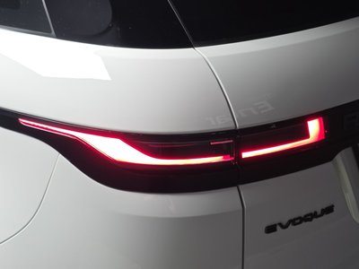 2025 LAND Rover RANGE ROVER EVOQUE — фото 10