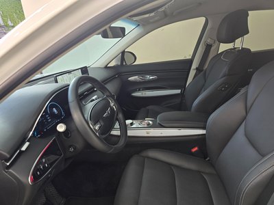 2023 Genesis GV70 — миниатюра 14